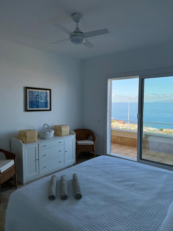 Luxury House With 3 Bedrooms, Sea Wiew And Swimming Pool In A Quiet Residence Пуерто де Сантяго Екстериор снимка