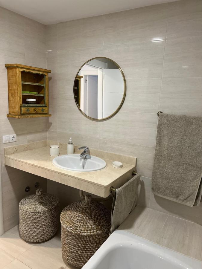 Luxury House With 3 Bedrooms, Sea Wiew And Swimming Pool In A Quiet Residence Пуерто де Сантяго Екстериор снимка